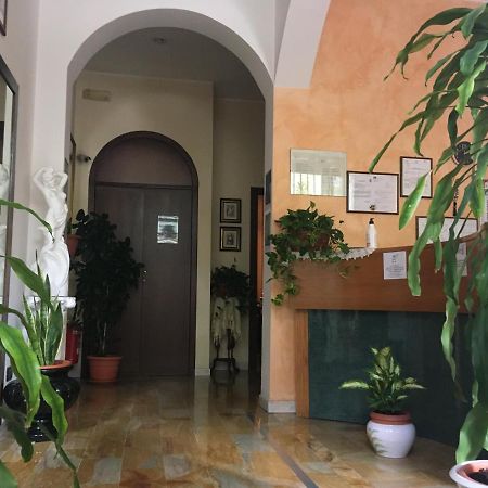 מילאנו Hotel Capri מראה חיצוני תמונה