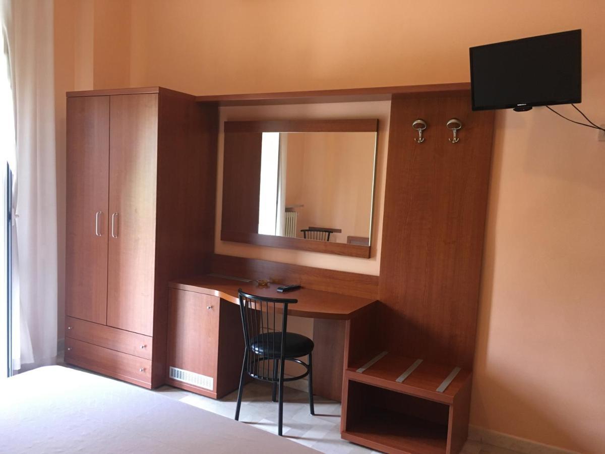 מילאנו Hotel Capri מראה חיצוני תמונה